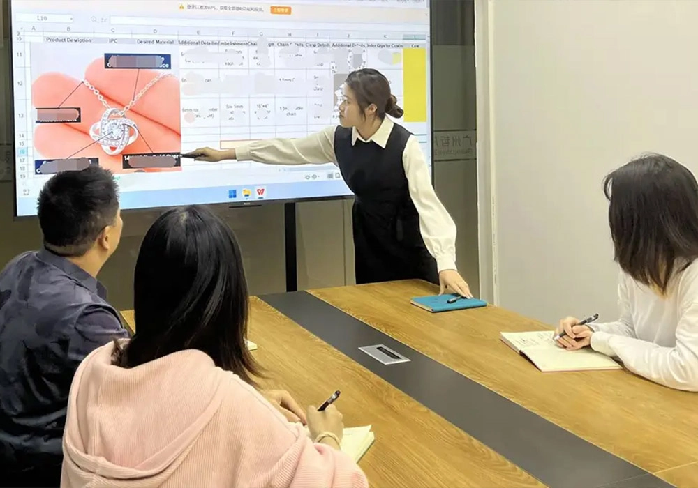 Client Services - Zhefan Jewelry