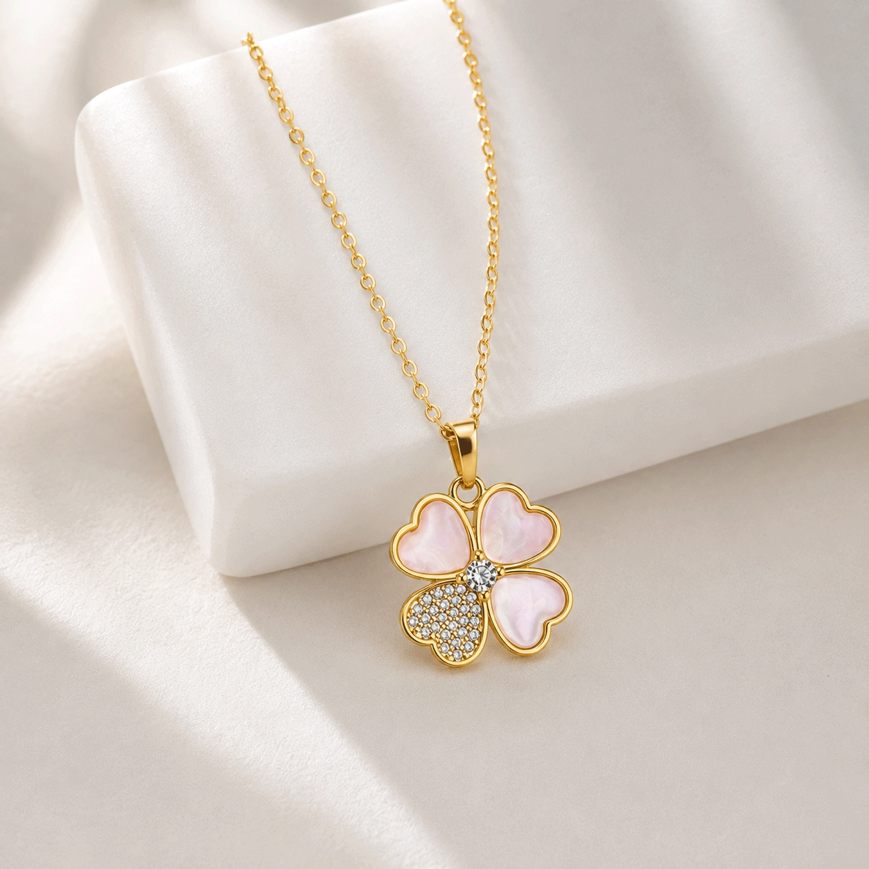 gold-vermeil-mother-of-pearl-clover-necklace - Zhefan Jewelry