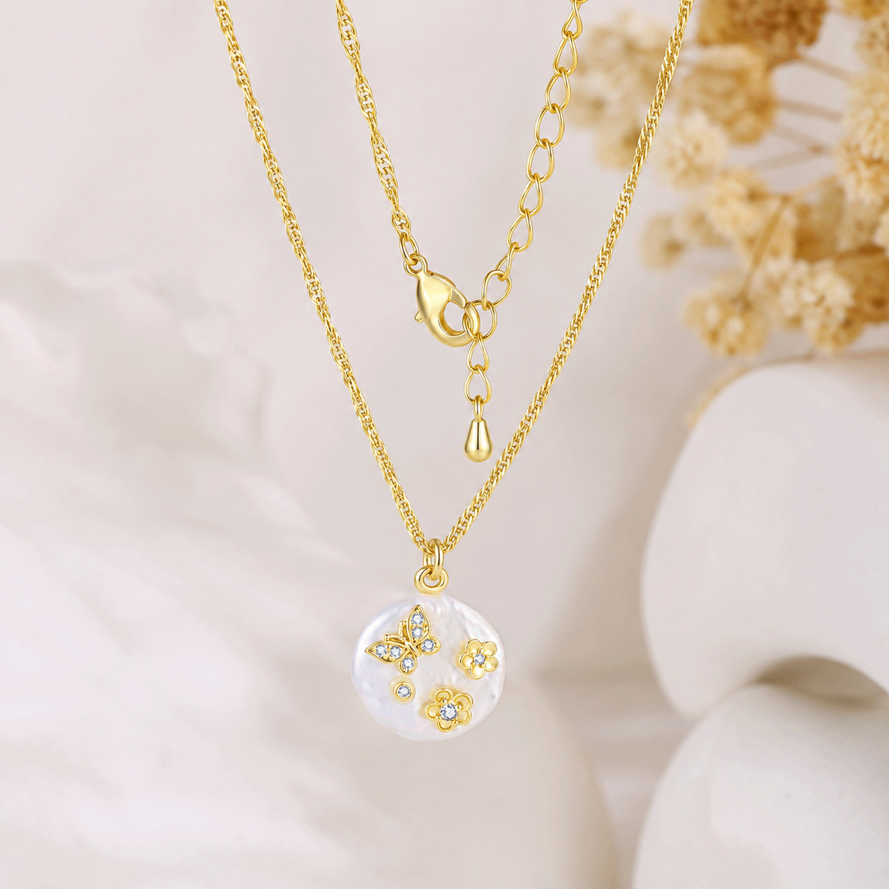 lobster-clasp-pearl-necklace-oem Pearl necklace lobster clasp and extension chain detail for custom production