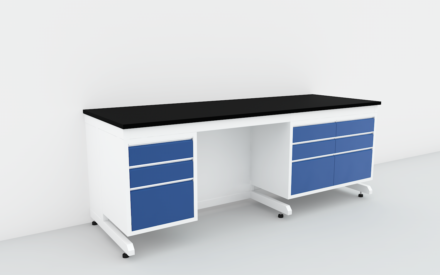 Gabinetes de tres puertas