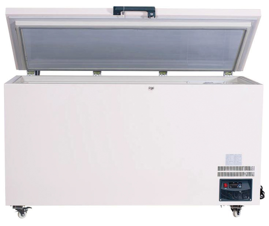 laboratory refrigerator with temperature control