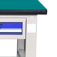 heavy duty work bench with vice and Reserved sockets