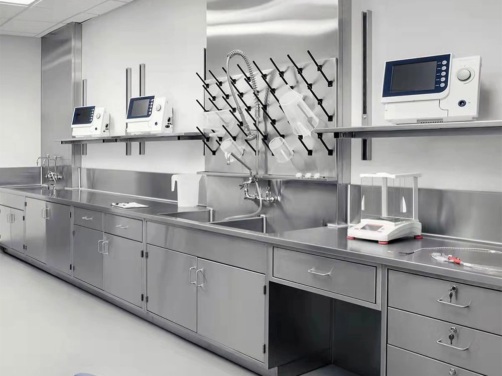 Pharmaceutical-Laboratory1