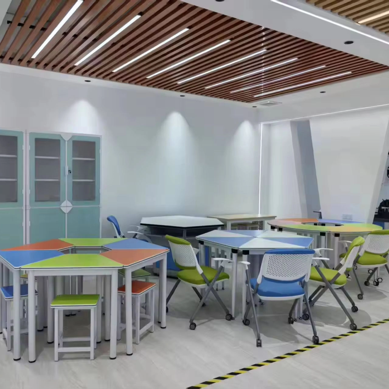 science lab tables for schools