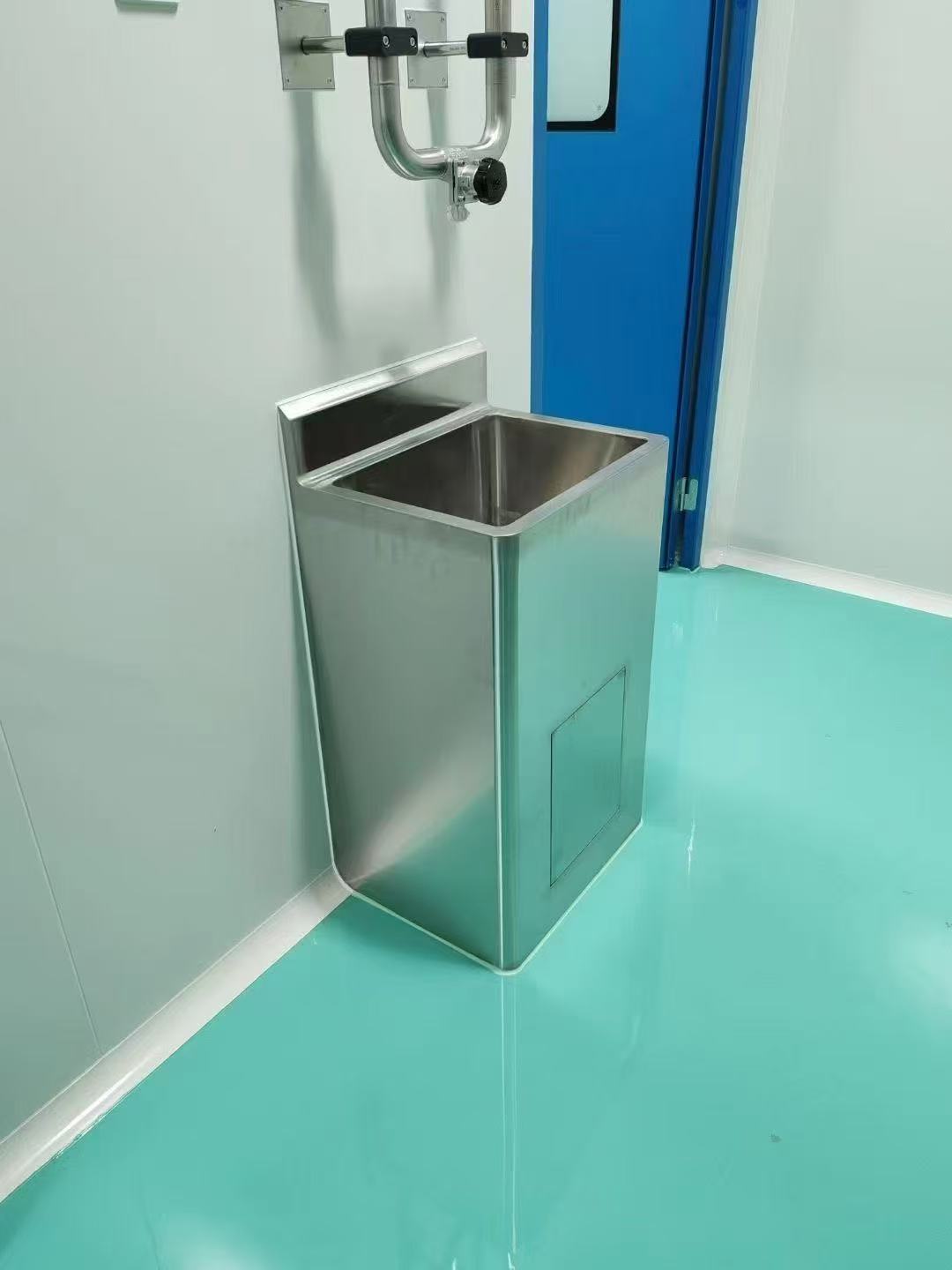 stainless steel bench with sink