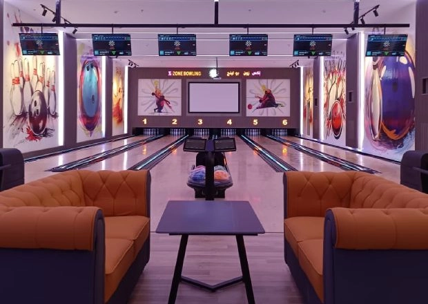 Cinema bowling alley