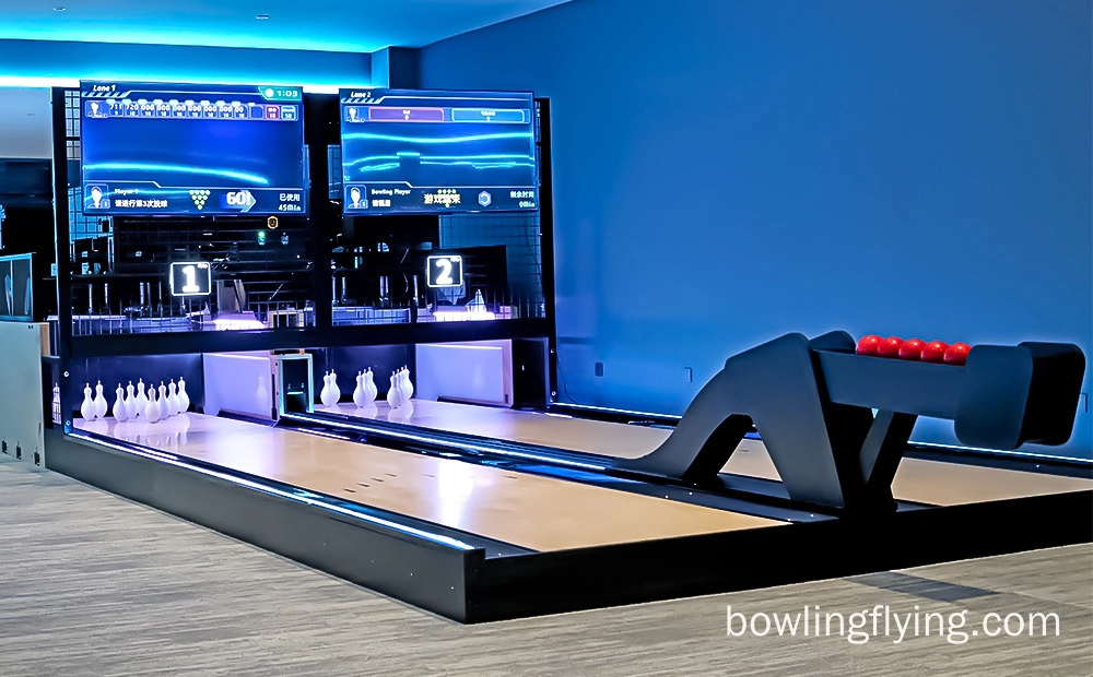 Flying Bowling - O boliche com pinos de pato é uma variação do boliche que usa pinos menores e uma bola menor.