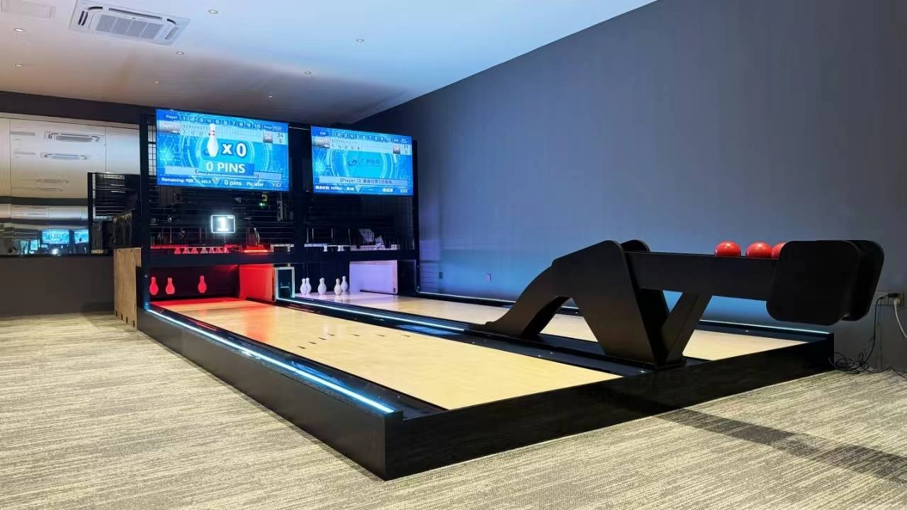 duckpin bowling at AAA Expo 2026