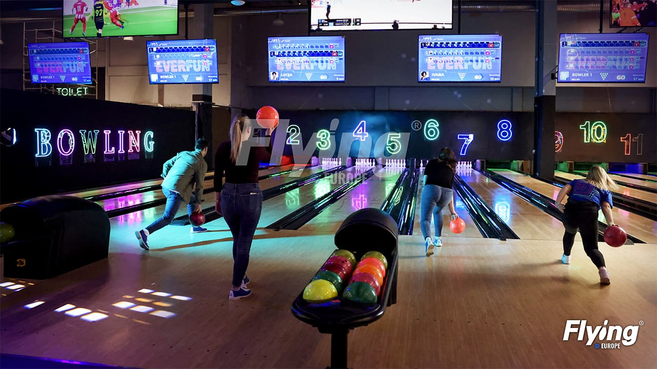 Combien coûte une piste de bowling à quilles courtes ?