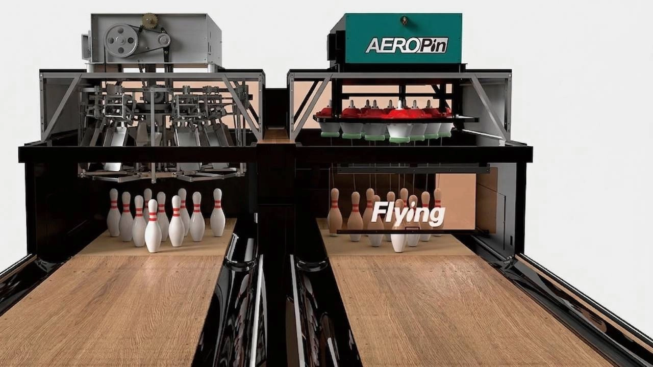 Flying Bowling - String Pinsetter vs. Free-fall Comparison