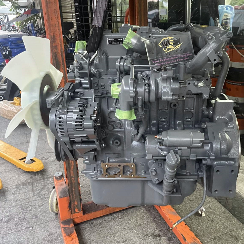 4LE2 engine(1)