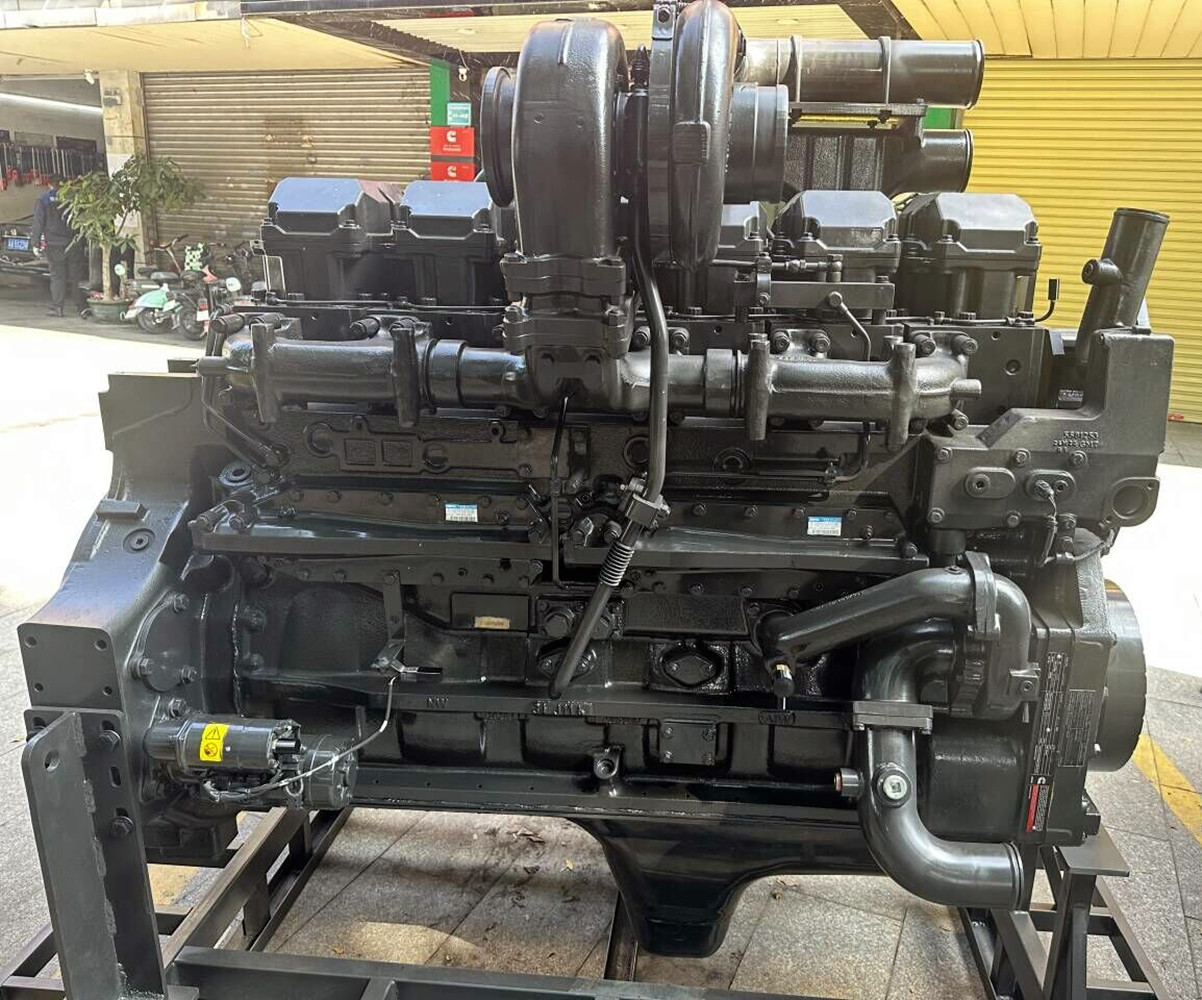 QSK23Engine assembly (4)