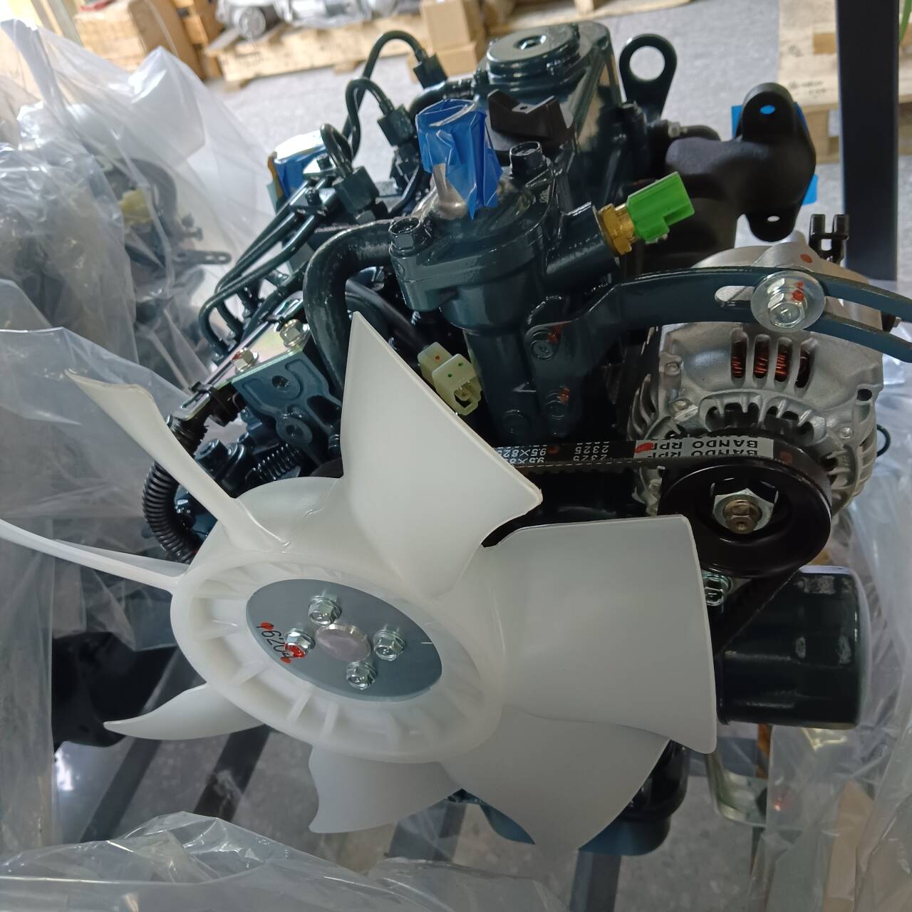 D782Engine assembly (5)