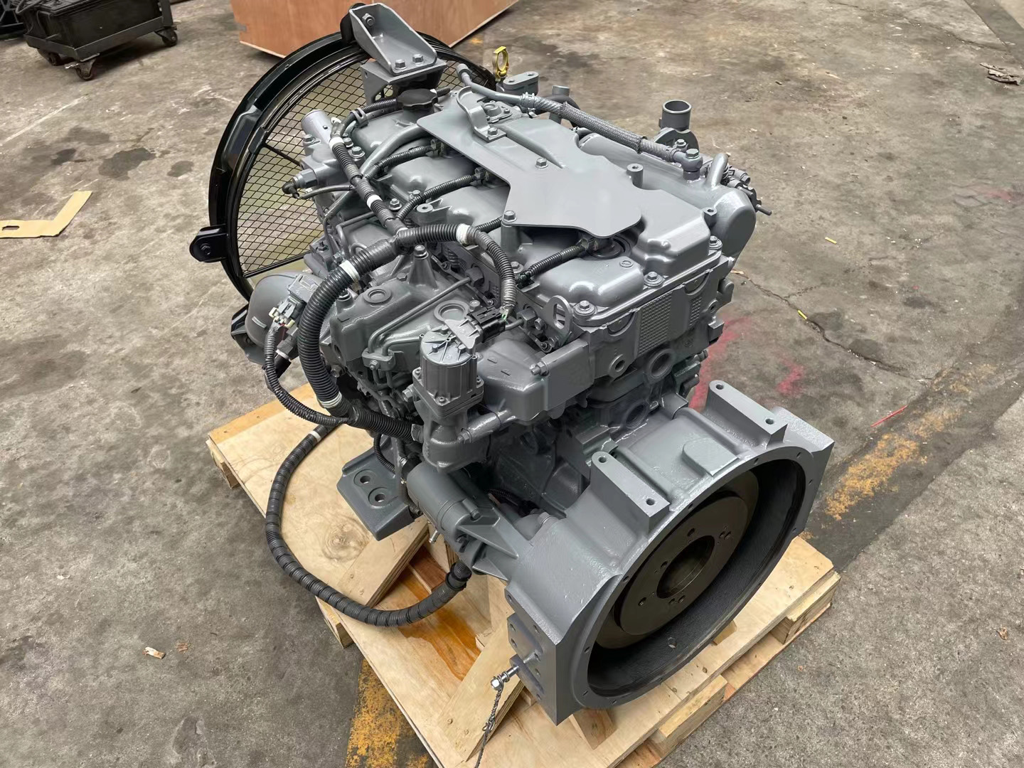 4JJ1 engine assembly (6)