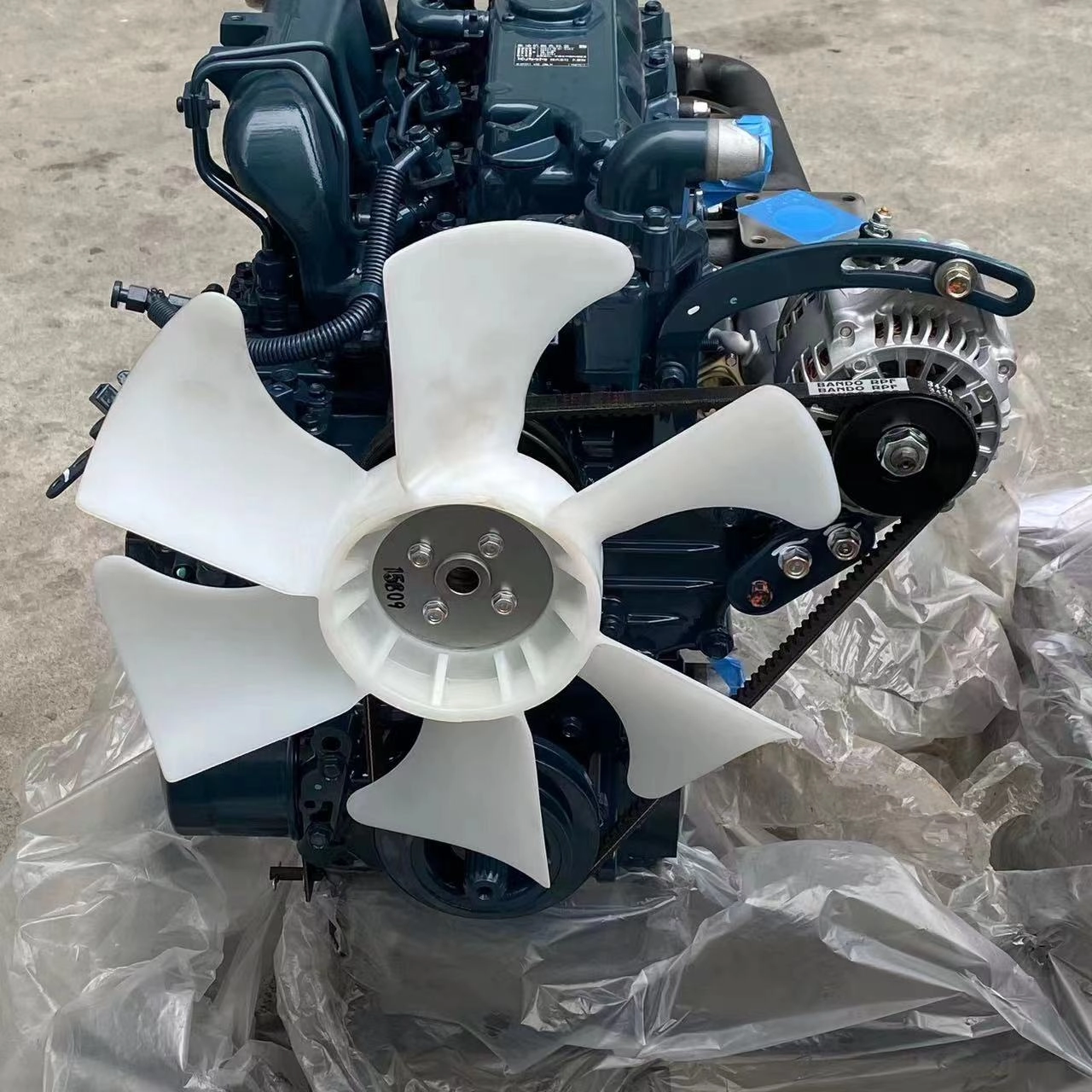 V2403发动机 (2) V2403发动机 (2)