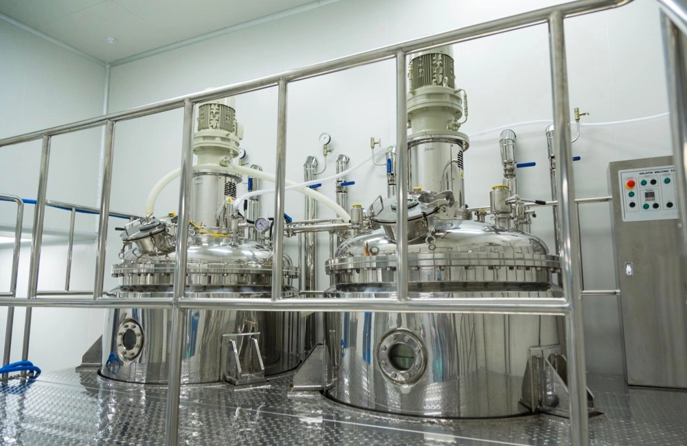VENDEENi-ISO-Certified-Cleanroom-nail-painting-Factory VENDEENi ISO Certified Cleanroom nail painting Factory