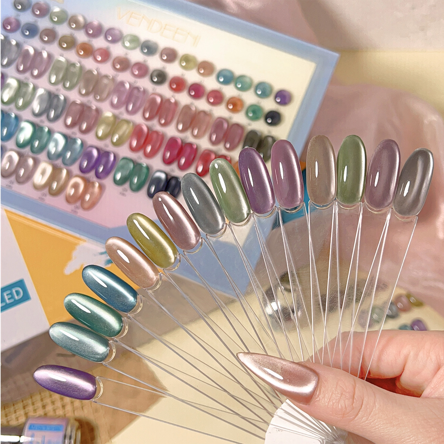 Cat-Eye-Gemstone-Blue-Gel-Polish Cat Eye Gemstone Blue Gel Polish
