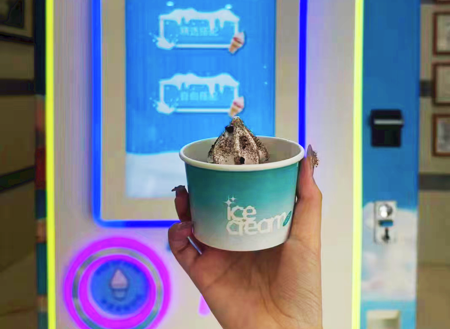 ice cream vending machines-23