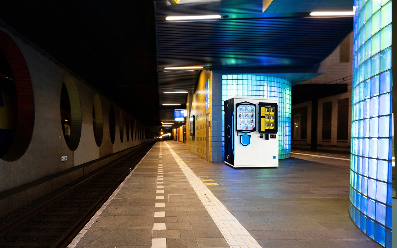 phone-case-vending-machine-12 phone case vending machine-12