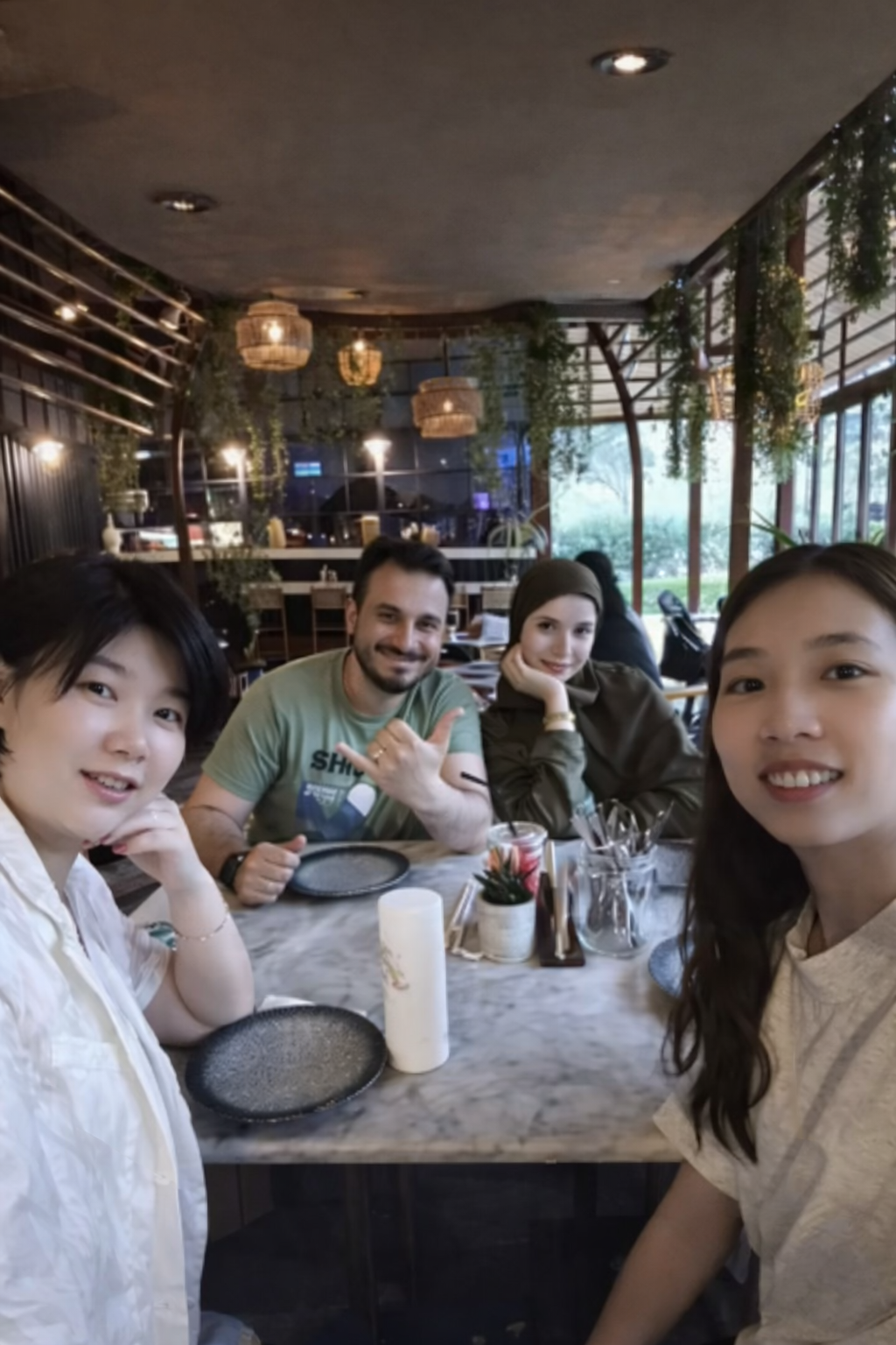 people have dinner at a restaurant after the exhibition.