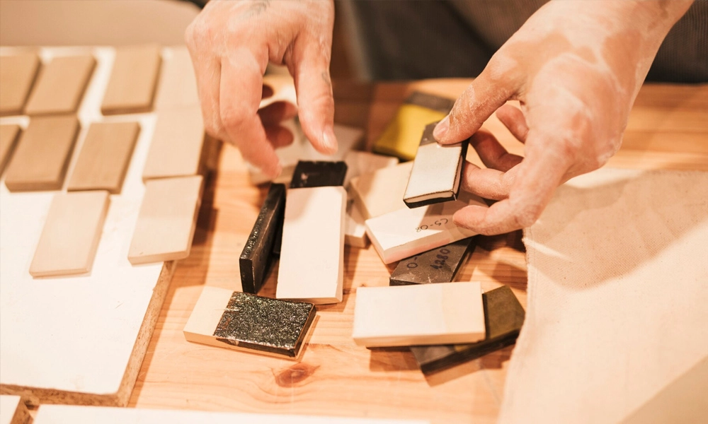Carefully-select-material Carefully select material