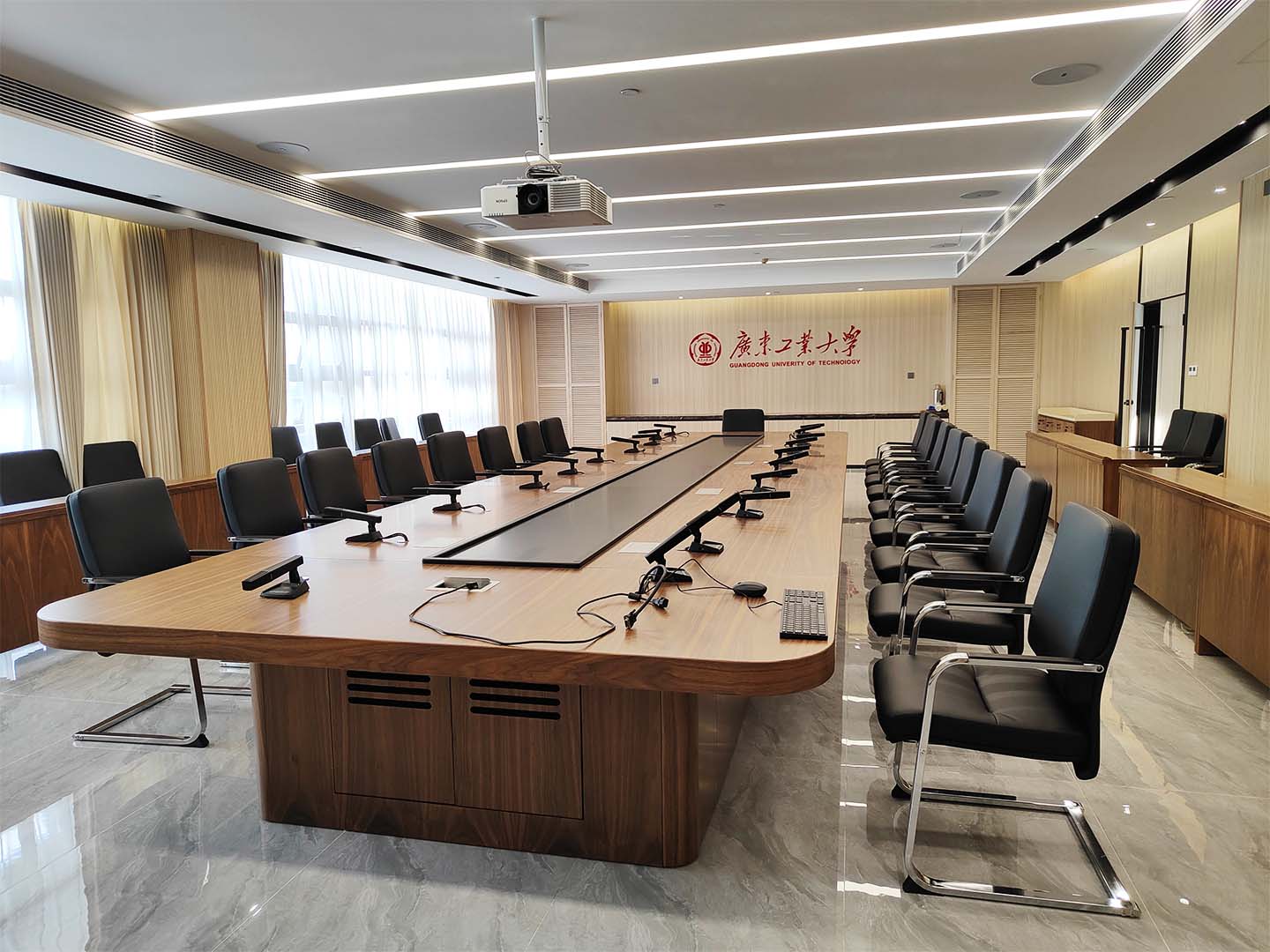 Customized production of conference room office supplies3 Customized production of conference room office supplies3