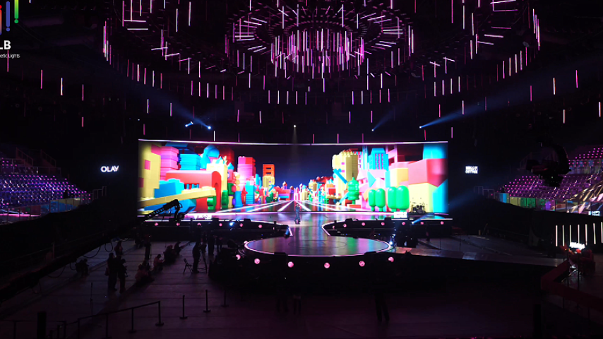 Fengyi Lighting Shines at the Douyin Little New Year Gala (1) Fengyi Lighting Shines at the Douyin Little New Year Gala (1)