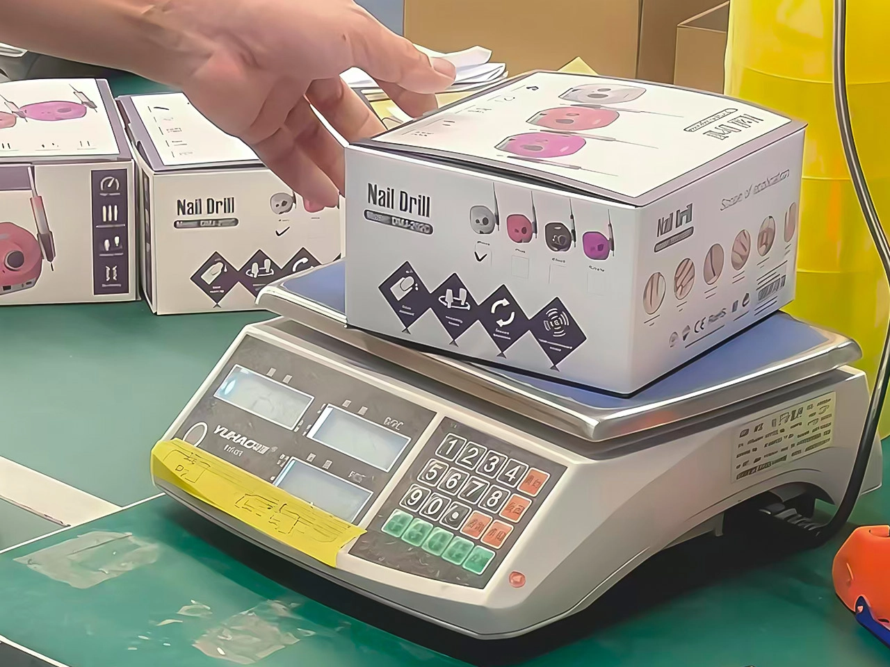 Product weighing - LOVE CRAZY