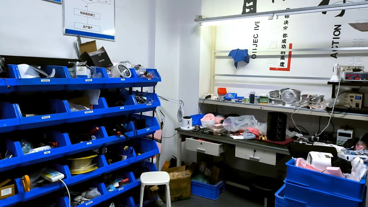 Quality inspection area - LOVE CRAZY