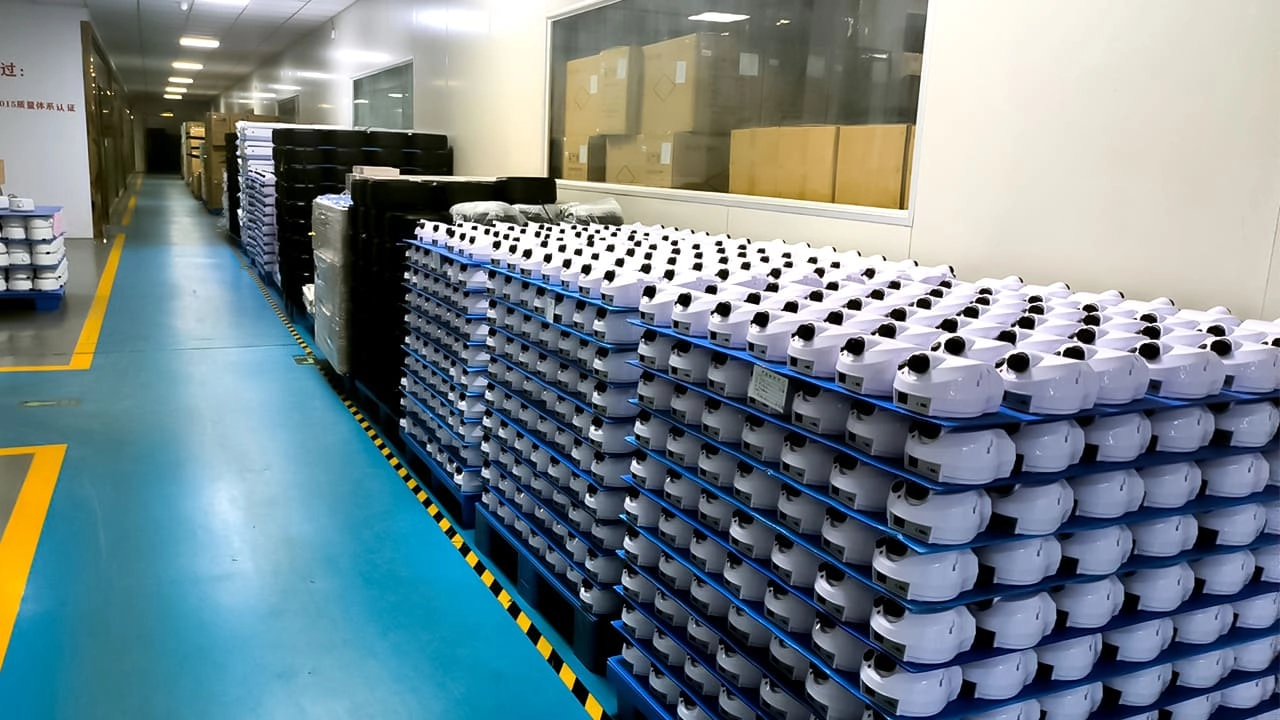 Semi-finished product display area - LOVE CRAZY