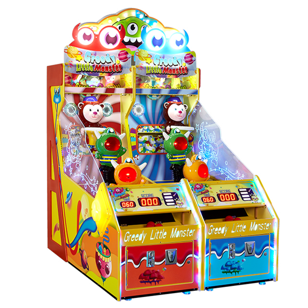 arcade ball throwing game