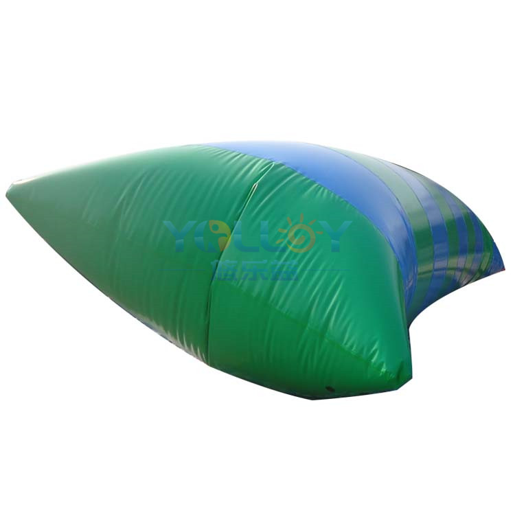 Juegos acuáticos flotantes Inflable Agua Blob Almohada para saltar (5)