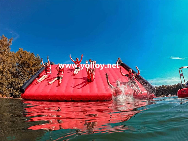 Inflatable-Obstacle-For-Train-Swimming-(5) Inflatable Obstacle For Train Swimming (5)