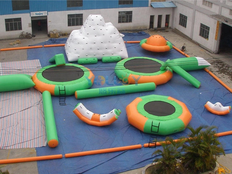 Waterworld-Inflatable-Water-Game-Park-(2) Waterworld Inflatable Water Game Park (2)