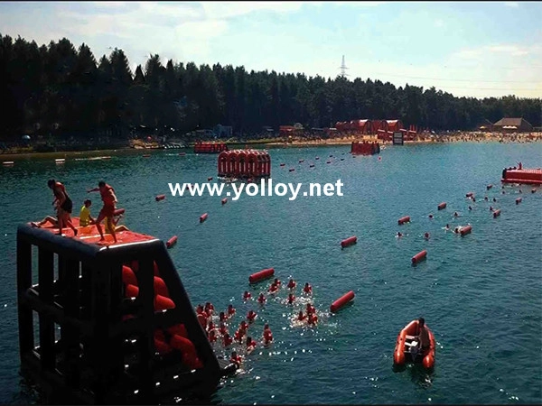 Inflatable Water Obstacle Course Challenge For Train Swimming (2)