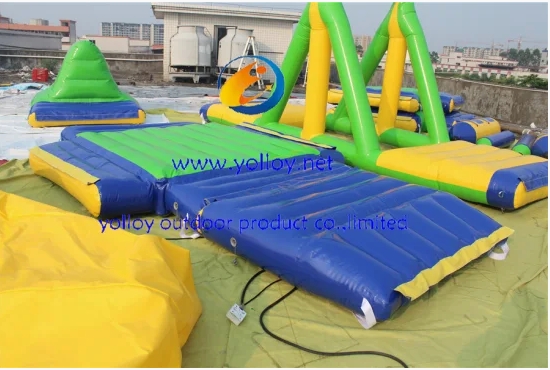 floating water park (5)