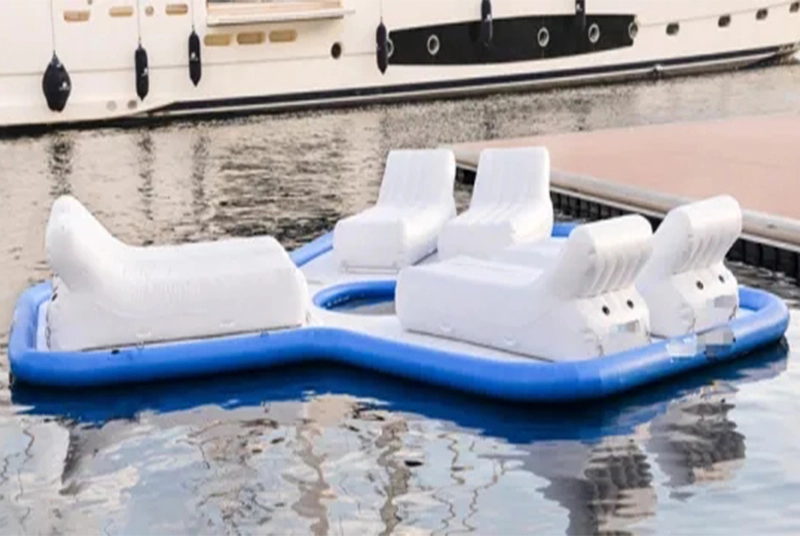 schwimmende Wasserinsel für Yachten