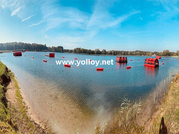 Inflatable Water Obstacle Course Challenge For Train Swimming (4)