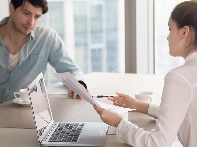 Single Deck Gashapon Communication needs