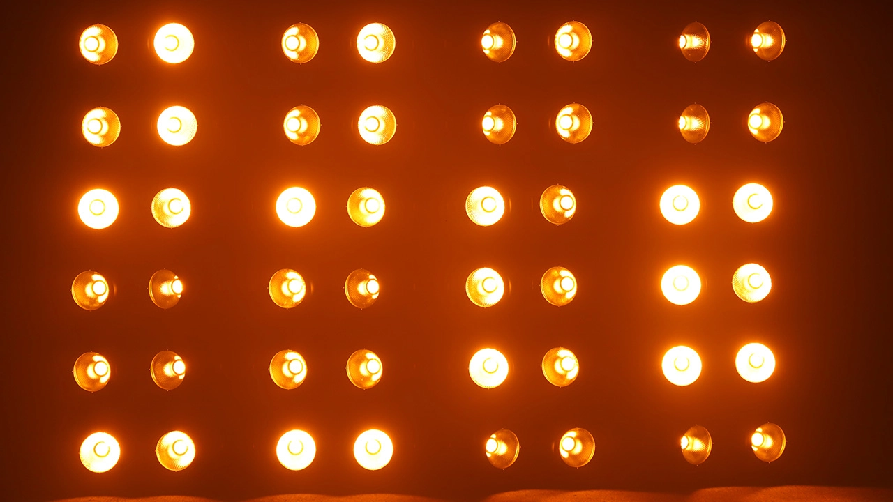 stage spot light - LiteLEES