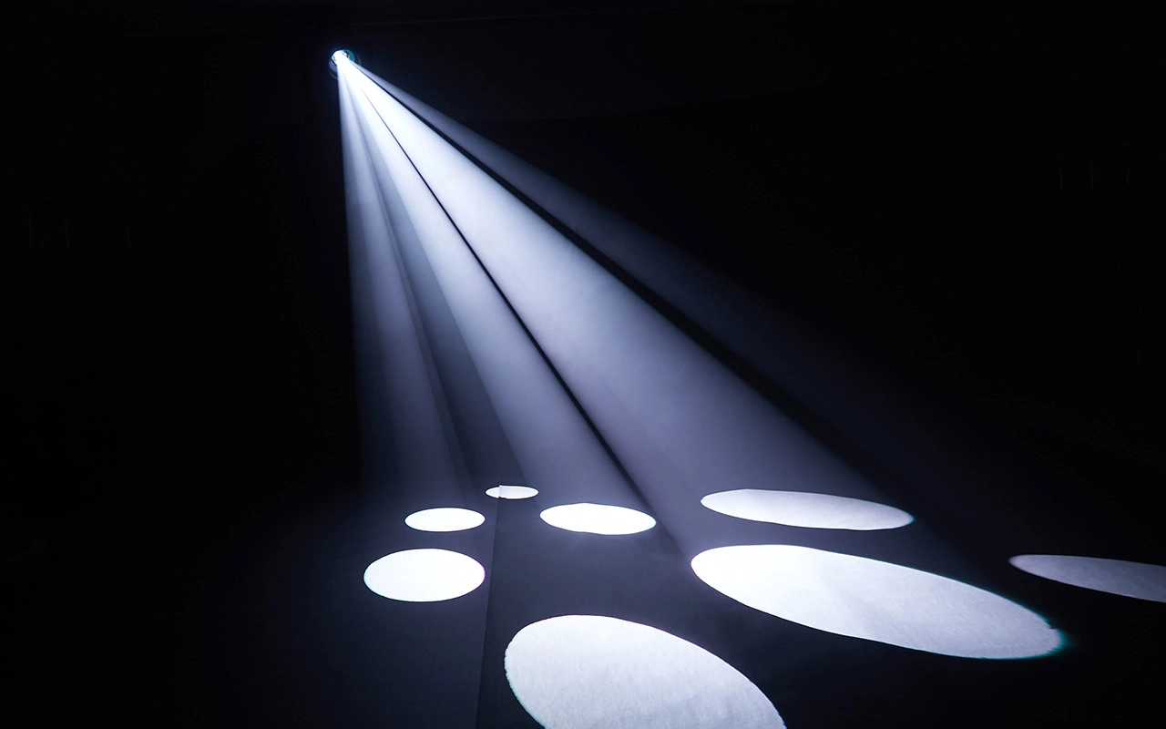 stage spot light - LiteLEES