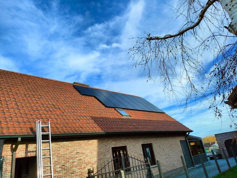 hybrid-inverter-installation-in-benelux - ShanPu