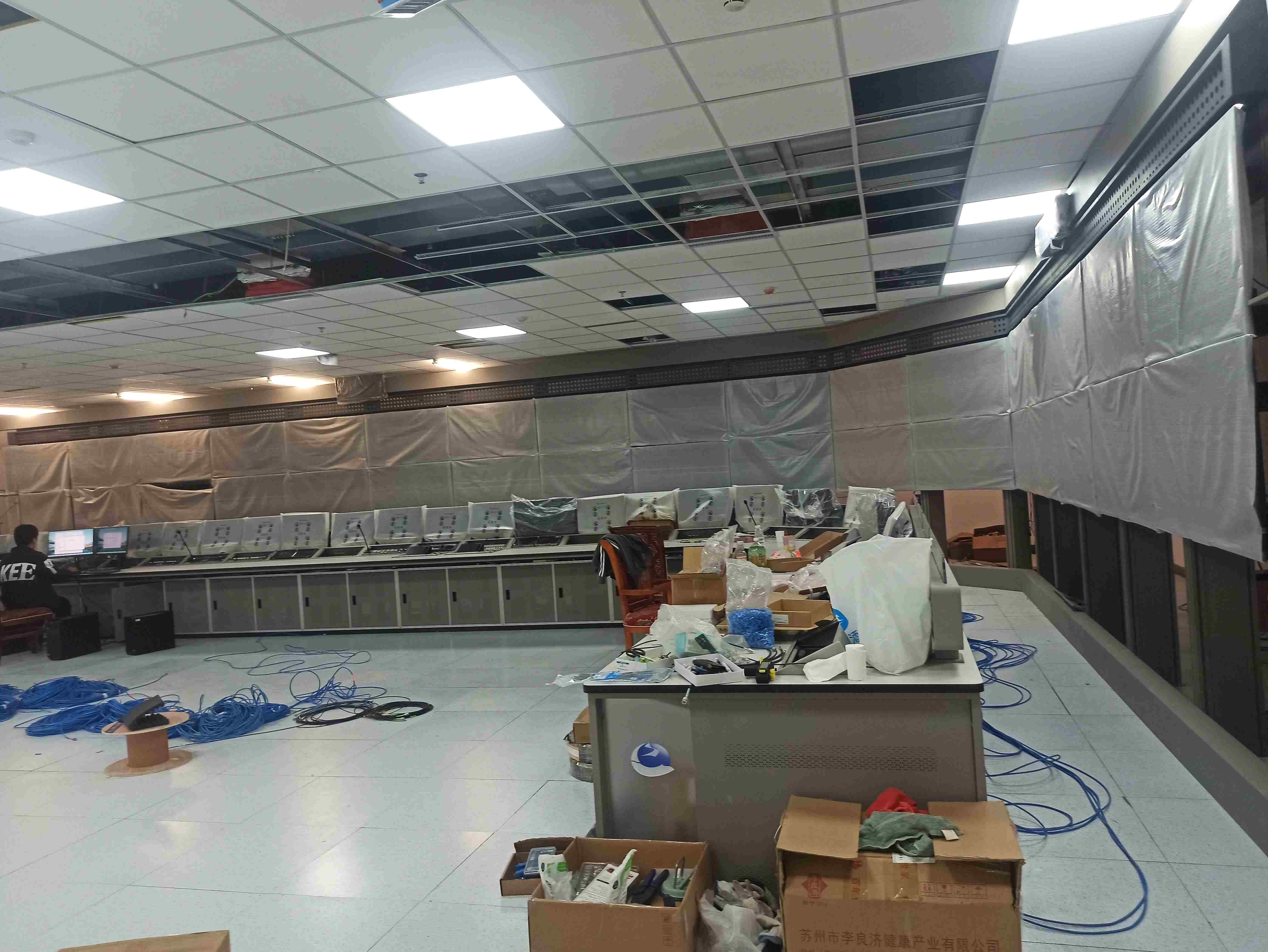 High-altitude theater modular UPS project site