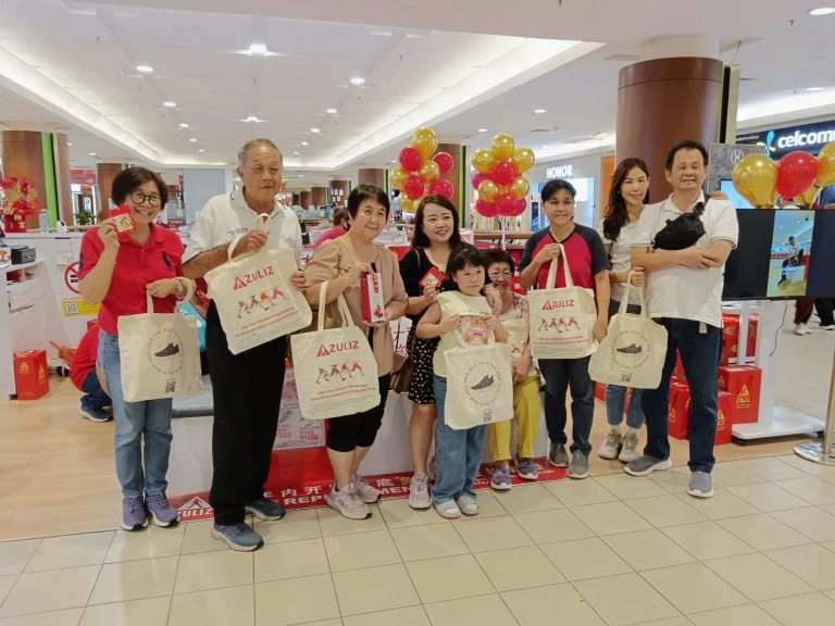 Step In, Try On, Take Home a Gift – ZULIZ Malaysia April Promo