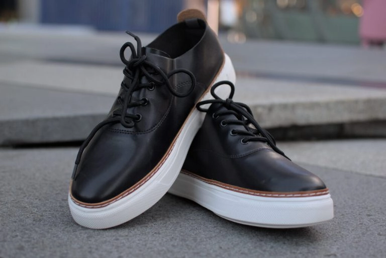 Best Walking Shoes Singapore: Best Walking Shoes in Singapore for Seniors, Travelers, and Everyday Walkers