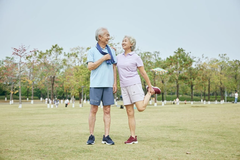 Caring for the Steps: Top 5 Recommended Elderly Orthopedic Shoes for 2026