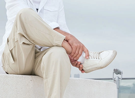 ZULIZ easy-wearing dad shoes for seniors