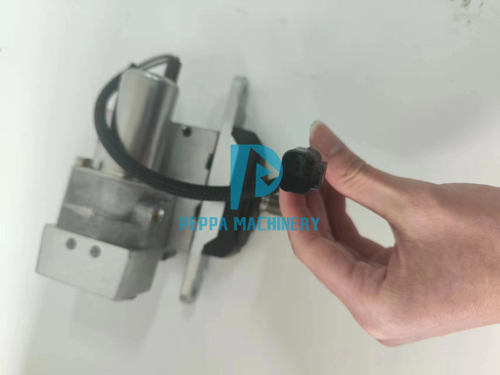 702-16-04290 702-16-04290