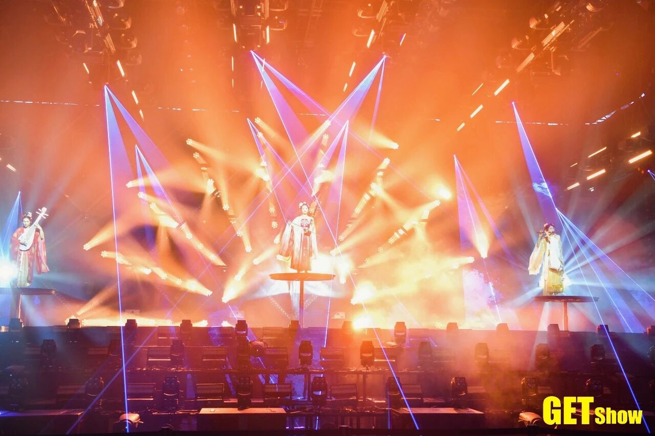 Cshow - a soul stirring sensory baptism  (6)