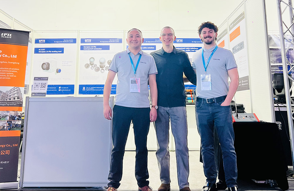 2024 German Prolight+sound took a group photo with X5 customers